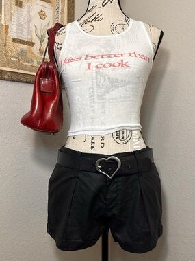 7 For All Mankind Black Faux Leather Hot Shorts Women’s Size 25